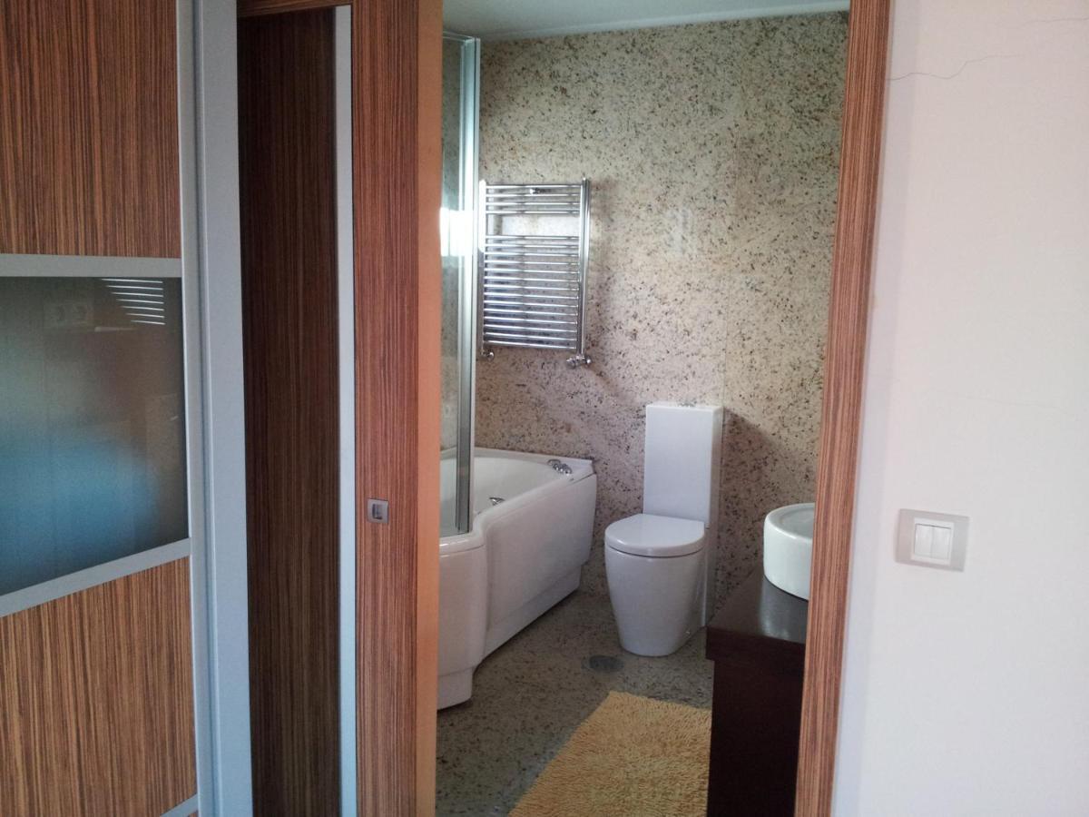 Com O Douro A Vista Bed & Breakfast Jovim Exterior foto